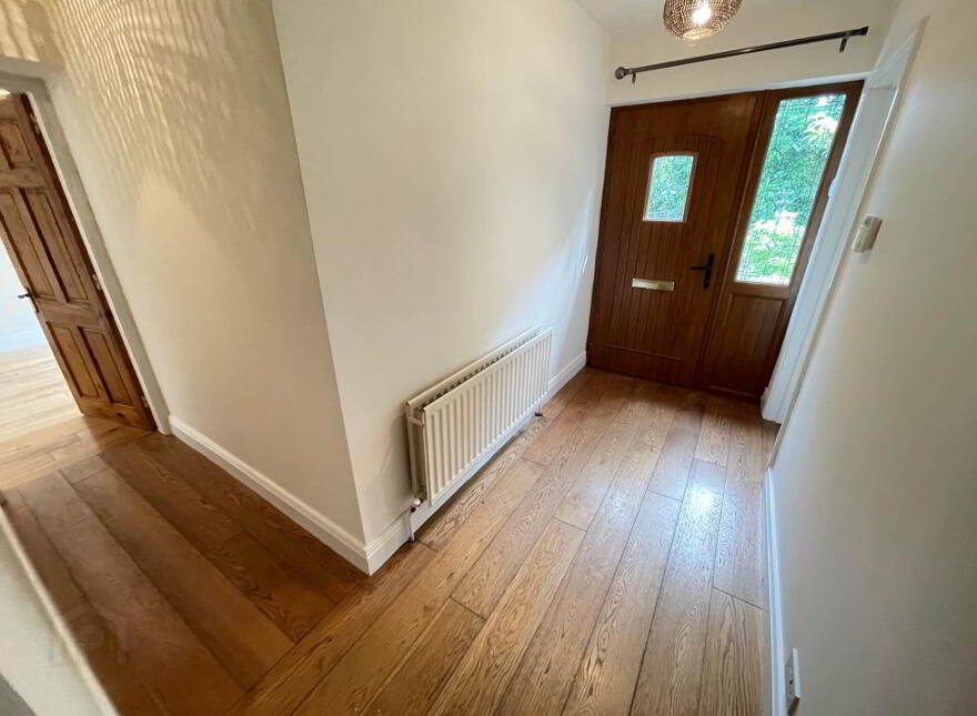 18 Teconnaught Road, Crossgar, Downpatrick, BT30 8QE