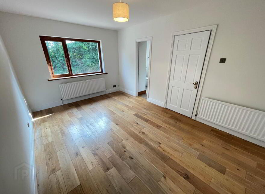 18 Teconnaught Road, Crossgar, Downpatrick, BT30 8QE