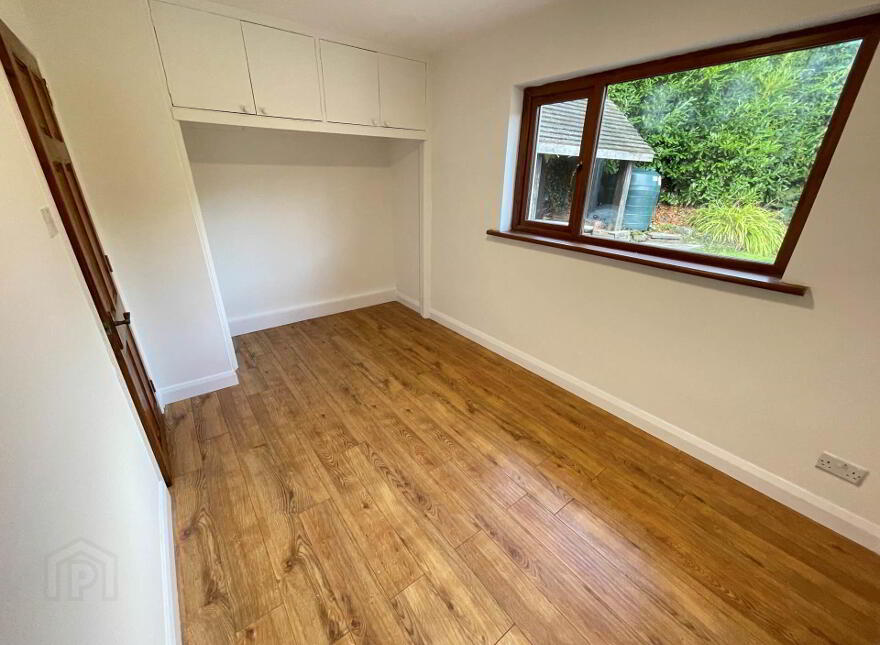 18 Teconnaught Road, Crossgar, Downpatrick, BT30 8QE