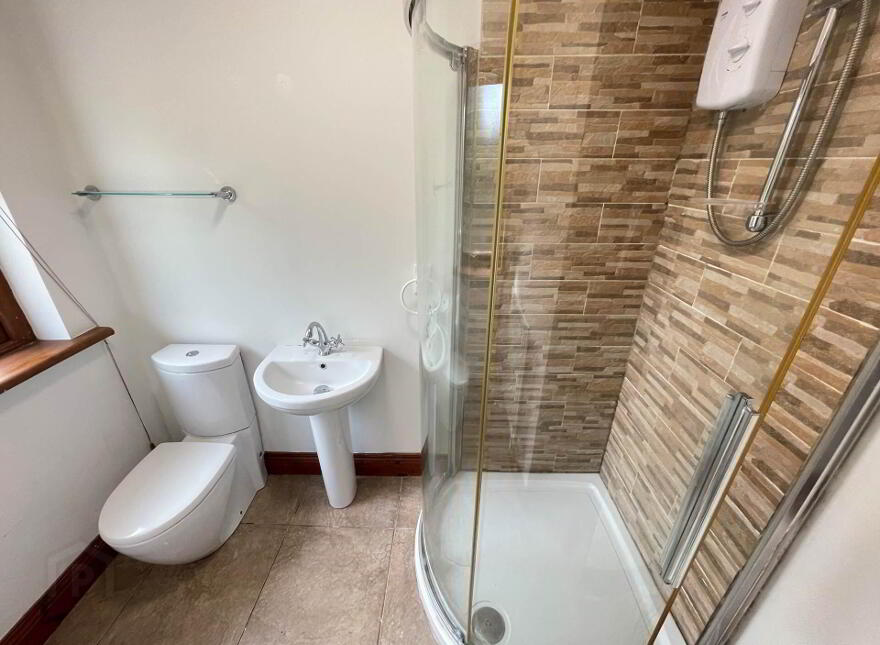 18 Teconnaught Road, Crossgar, Downpatrick, BT30 8QE