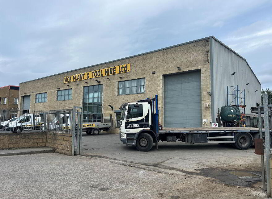 Unit 7, 8 & 9 East Coast Business Park, Matthews Lane, Drogheda, A92HYV3