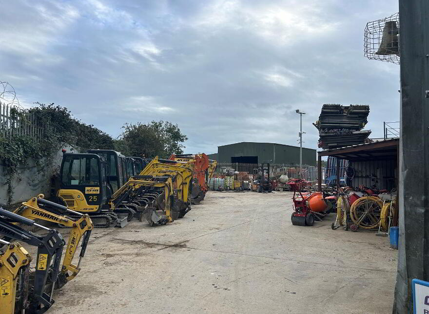 Unit 7, 8 & 9 East Coast Business Park, Matthews Lane, Drogheda, A92HYV3
