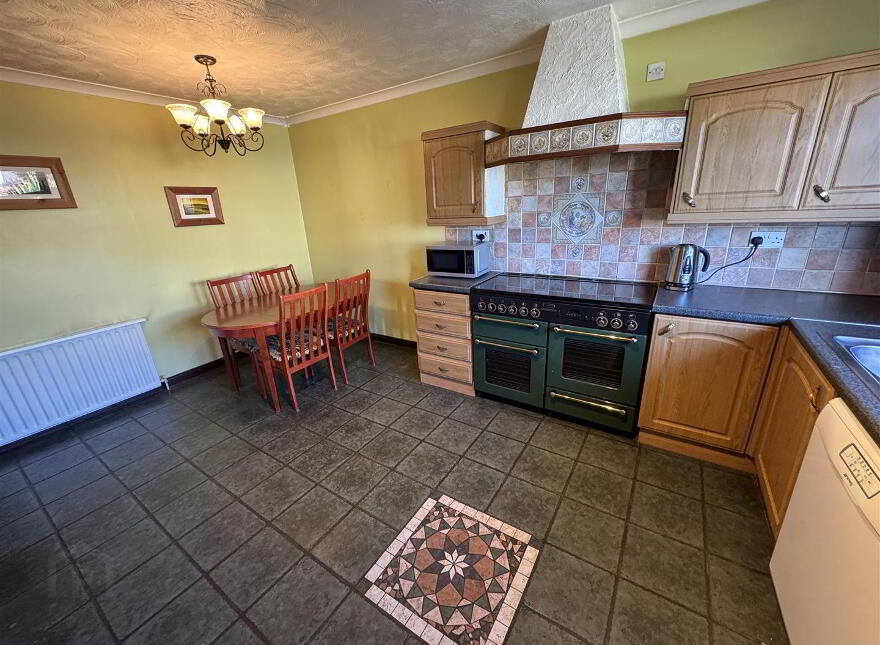 33 Thornleigh Avenue, Randalstown, BT41 3QL