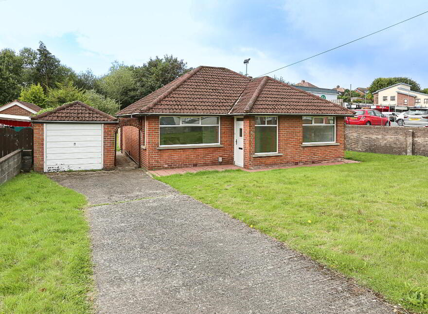 75 Comber Road, Dundonald, BT16 2AQ