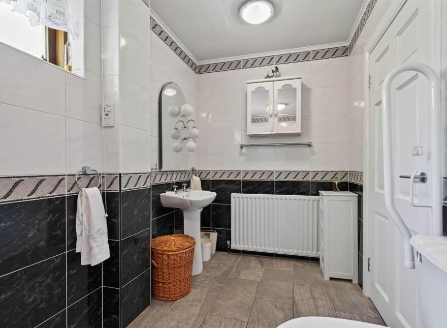 138 Shore Road, Greenisland, Carrickfergus, BT38 8TT