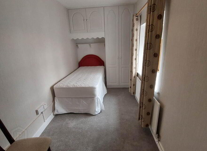 Portanure, Gowna, H12HK88