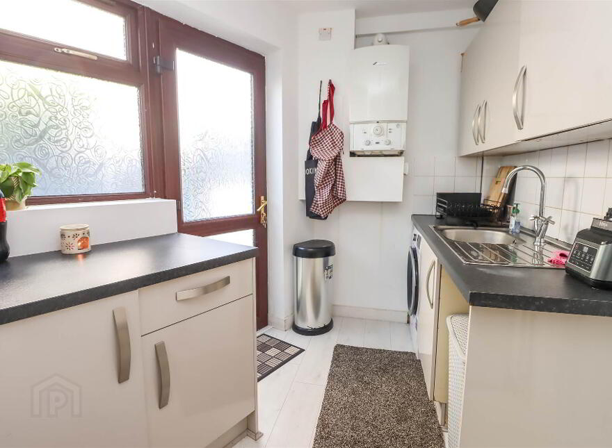 5 Cherryhill Crescent, Dundonald, BT16 1JQ