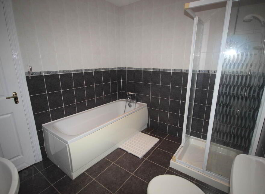 36 Solomons Manor, Letterkenny, F92K5X8