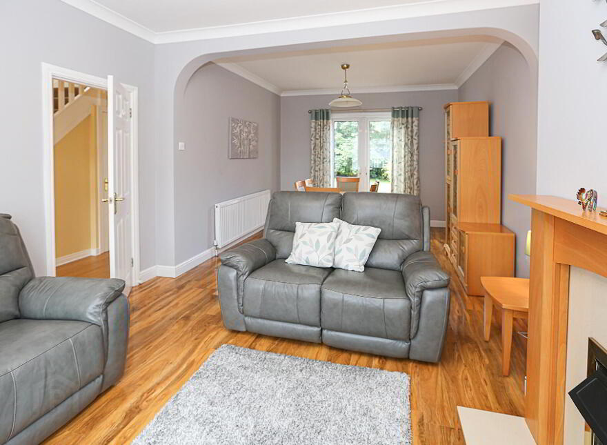 52 Hillsborough Drive, Belfast, BT6 9DS