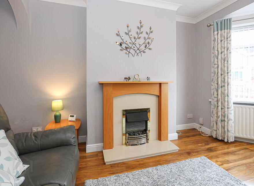 52 Hillsborough Drive, Belfast, BT6 9DS