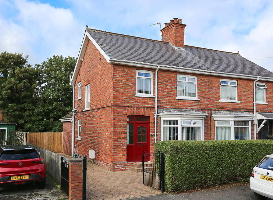 52 Hillsborough Drive, Belfast, BT6 9DS