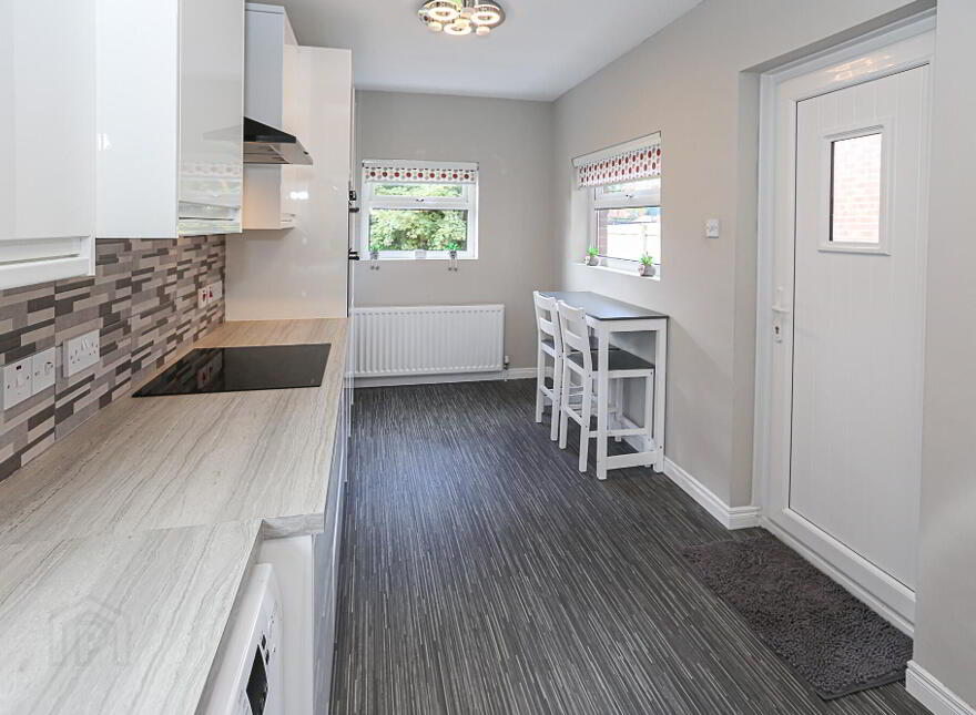52 Hillsborough Drive, Belfast, BT6 9DS