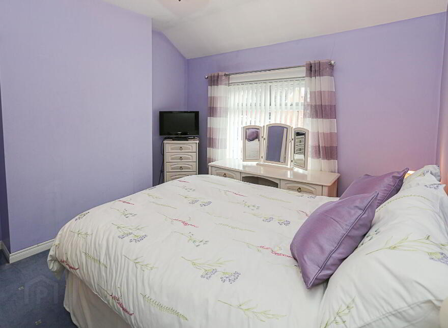52 Hillsborough Drive, Belfast, BT6 9DS