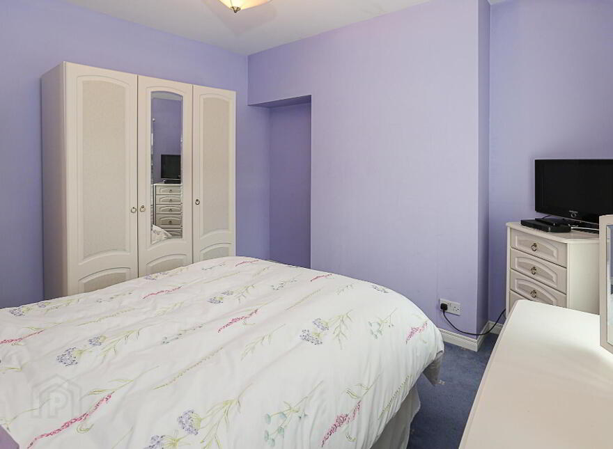 52 Hillsborough Drive, Belfast, BT6 9DS