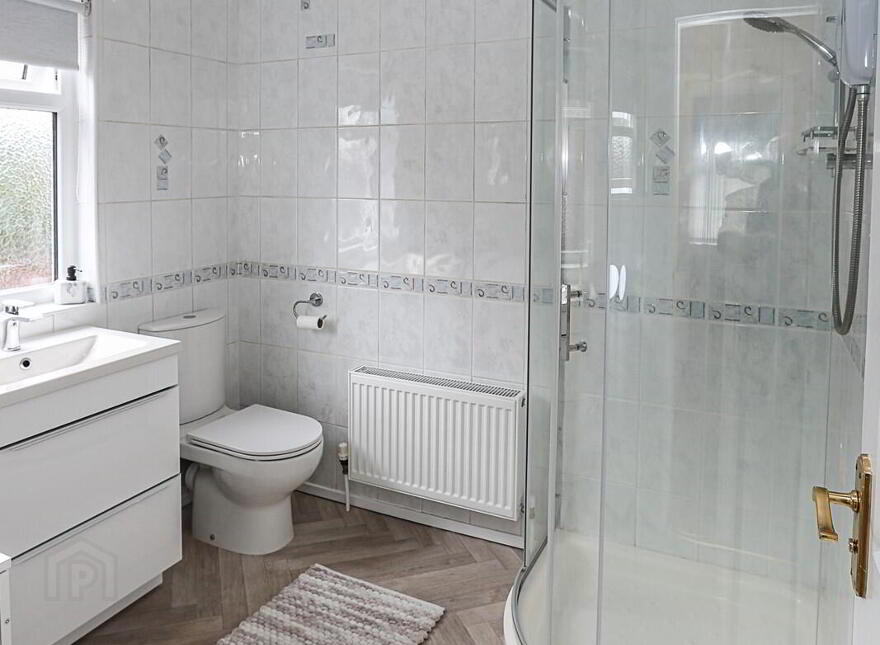 52 Hillsborough Drive, Belfast, BT6 9DS