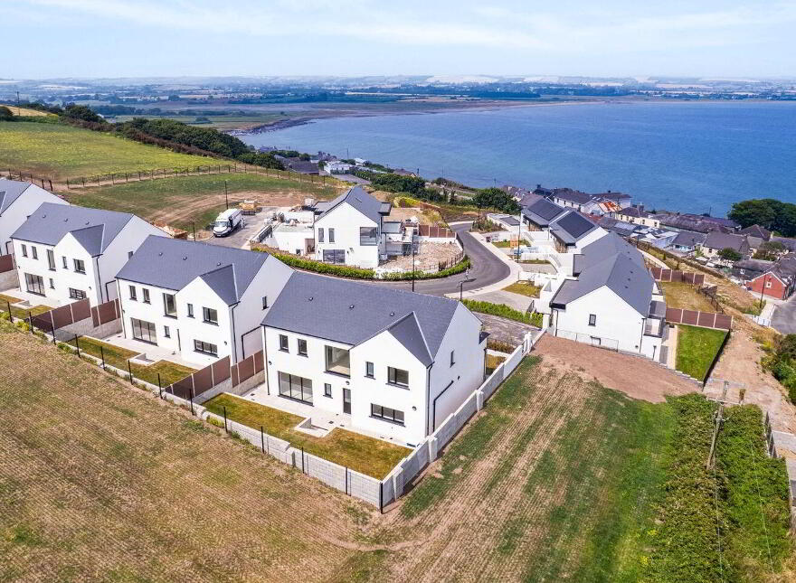5 Ocean View, Barrack Hill, Ballycotton, P25R8C2