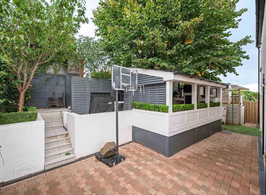 5 Grangewood Chase, Dundonald, Belfast, BT16 1HW