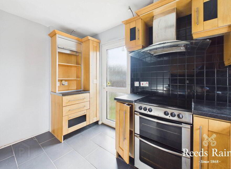 9 Irvine Park, Bangor, BT19 7XR