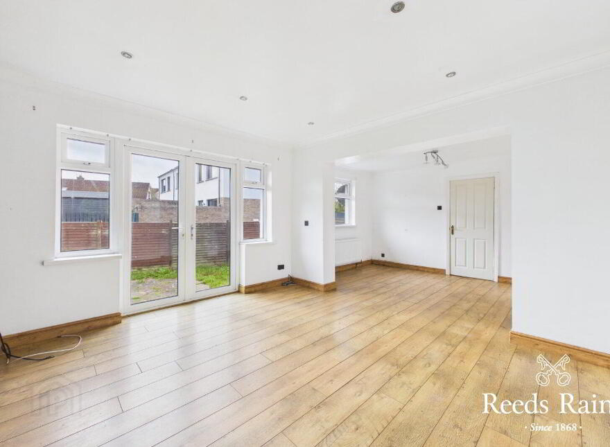 9 Irvine Park, Bangor, BT19 7XR