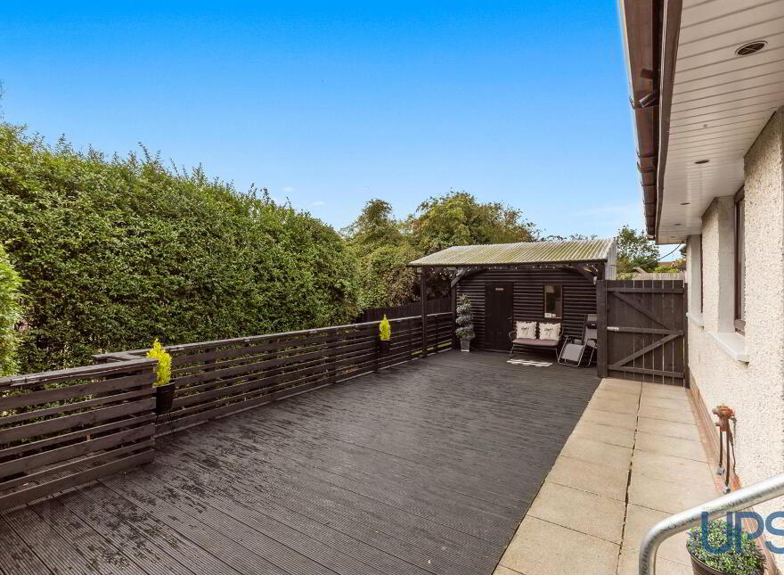 25 Lagmore Downs, Stewartstown Road, Dunmurry, Belfast, BT17 0TB