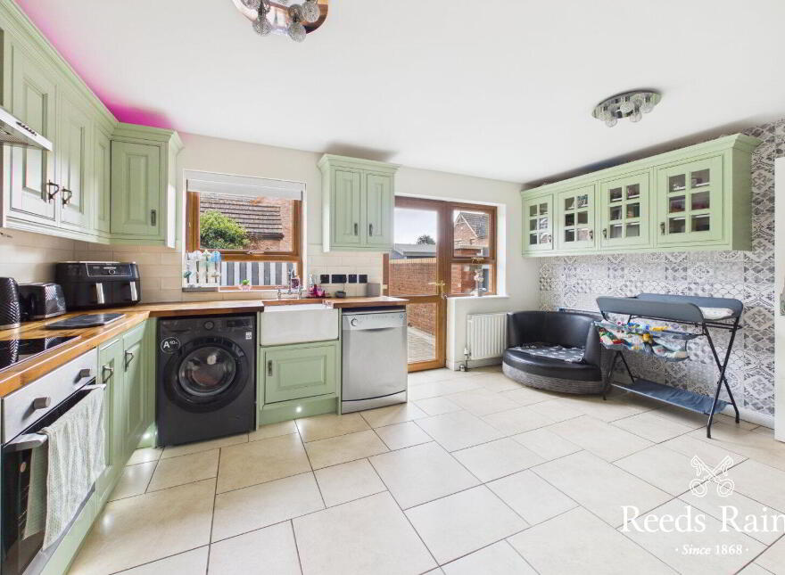 24 Stonebridge Park, Conlig, Newtownards, BT23 7QW