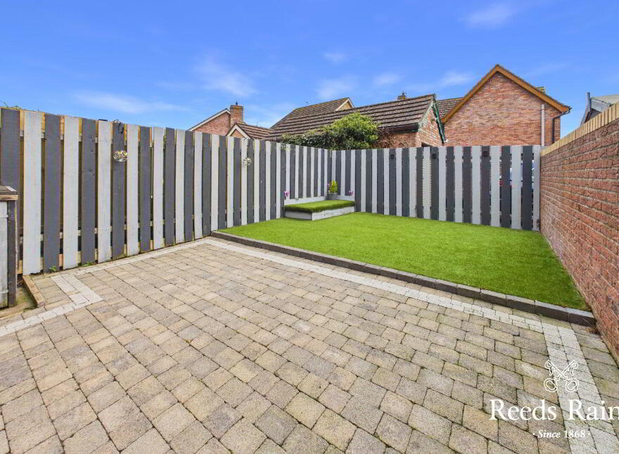 24 Stonebridge Park, Conlig, Newtownards, BT23 7QW