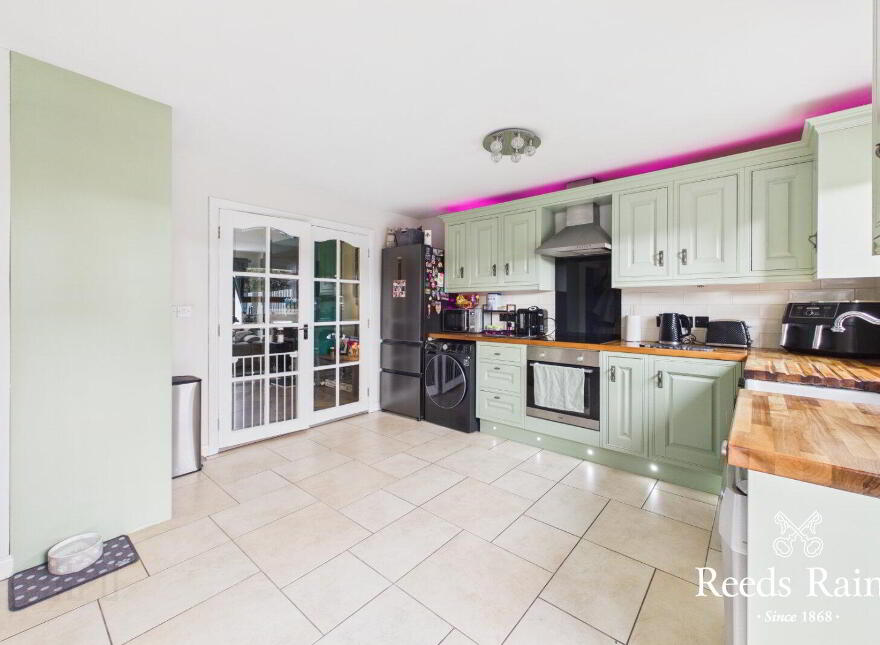 24 Stonebridge Park, Conlig, Newtownards, BT23 7QW
