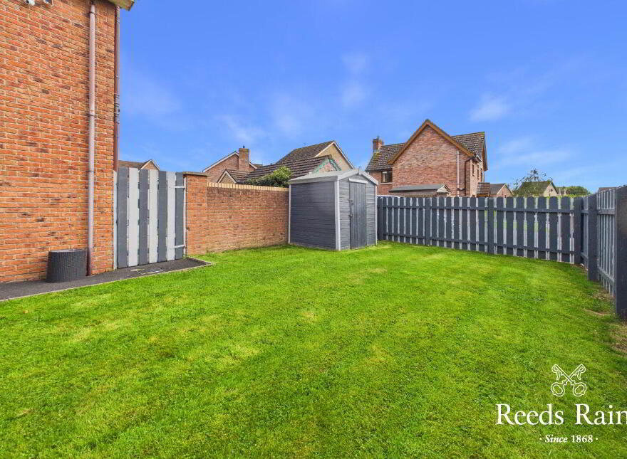 24 Stonebridge Park, Conlig, Newtownards, BT23 7QW