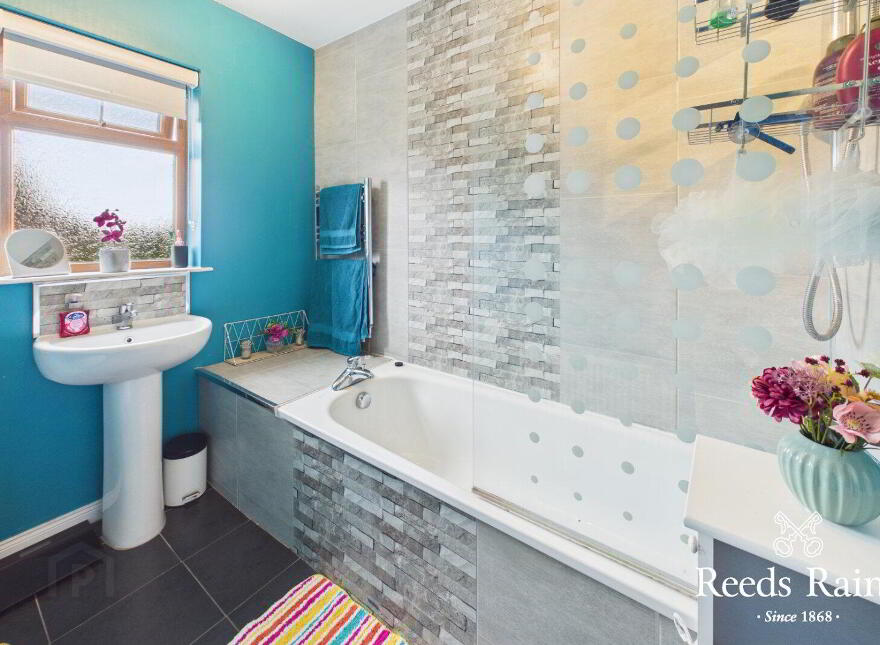 24 Stonebridge Park, Conlig, Newtownards, BT23 7QW