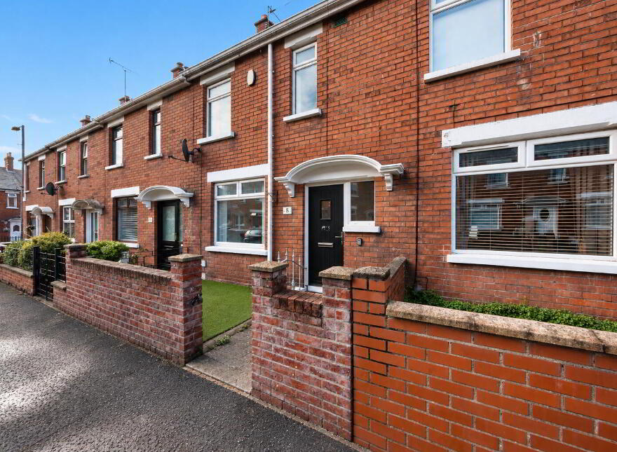 8 Sefton Park, Belfast, BT4 1PN