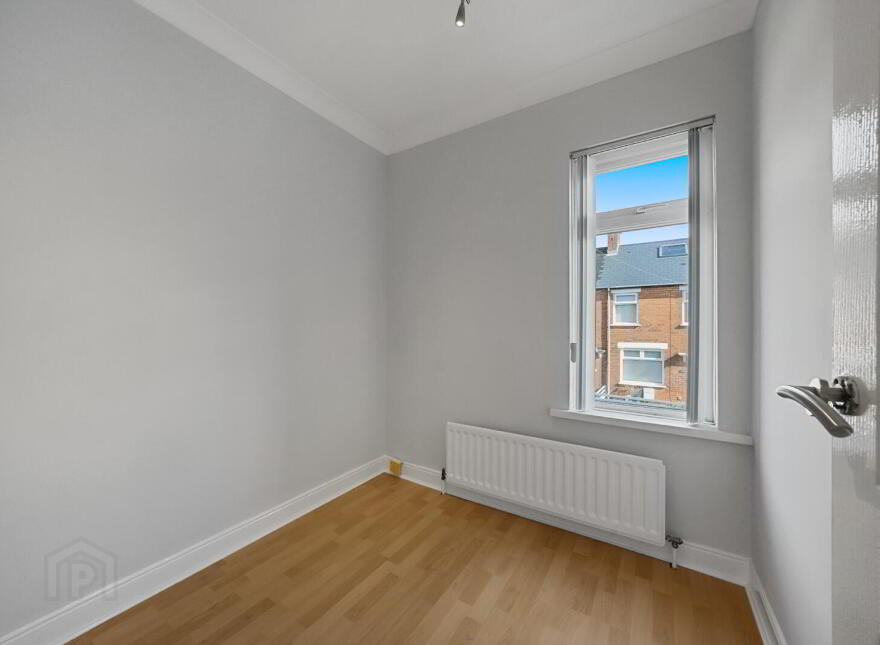 8 Sefton Park, Belfast, BT4 1PN