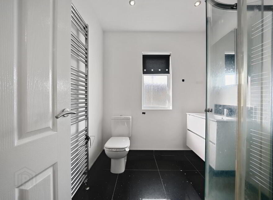 8 Sefton Park, Belfast, BT4 1PN