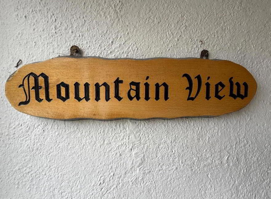 Mountain View, Sonnagh, Charlestown, F12FF10