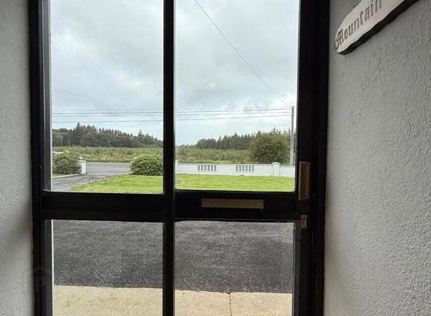 Mountain View, Sonnagh, Charlestown, F12FF10