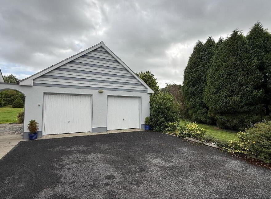 Mountain View, Sonnagh, Charlestown, F12FF10