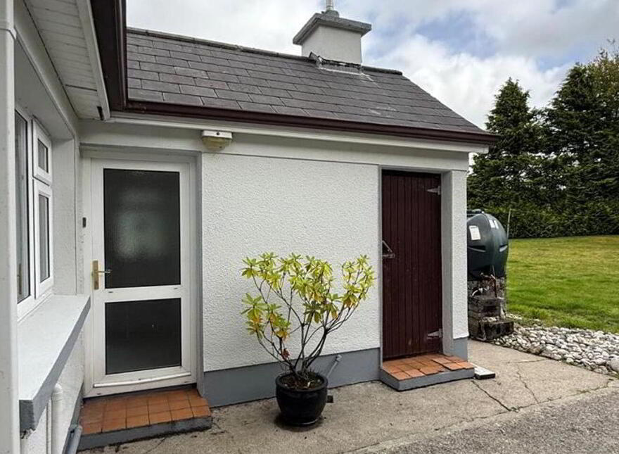 Mountain View, Sonnagh, Charlestown, F12FF10