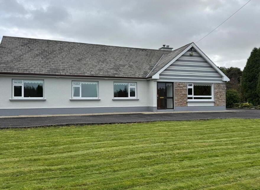 Mountain View, Sonnagh, Charlestown, F12FF10