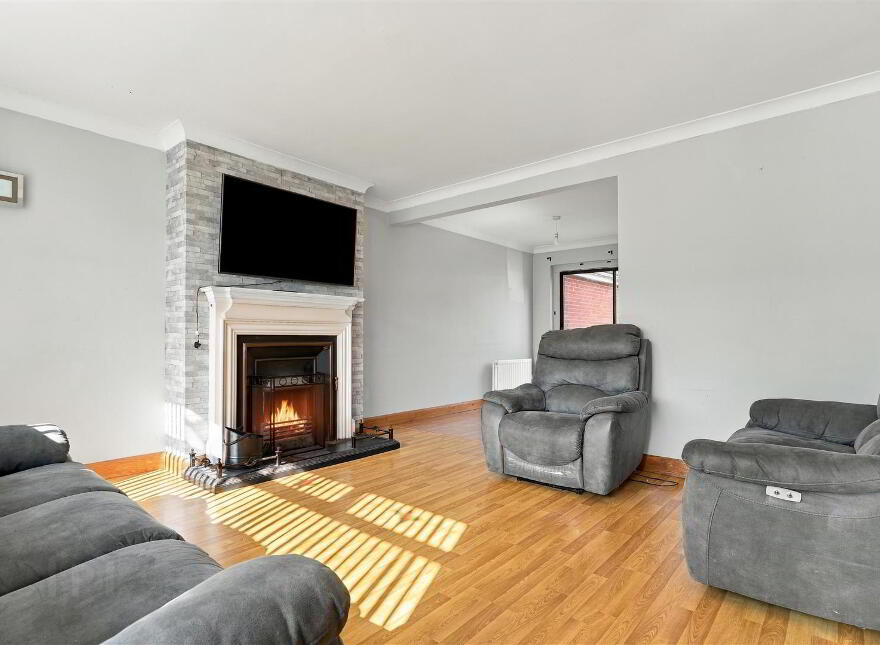 43 Dermott Avenue, Comber, BT23 5JE
