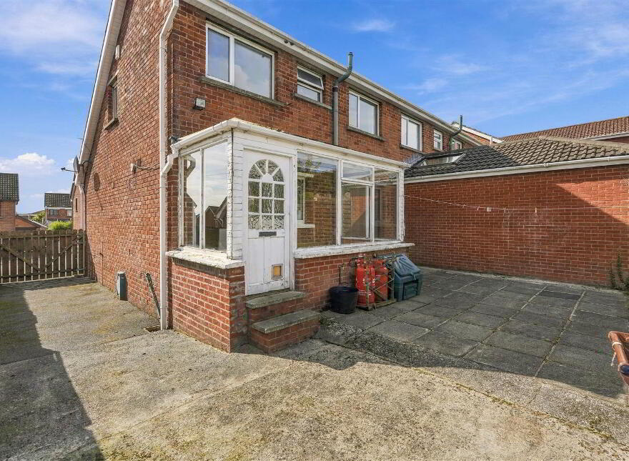 43 Dermott Avenue, Comber, BT23 5JE