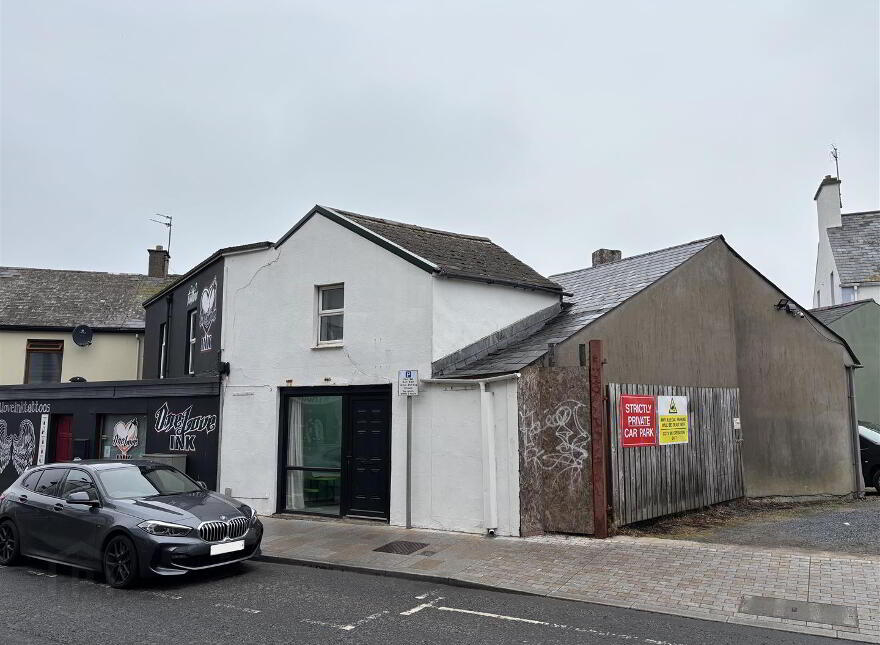 5 Causeway Street, Portrush, BT56 8AB