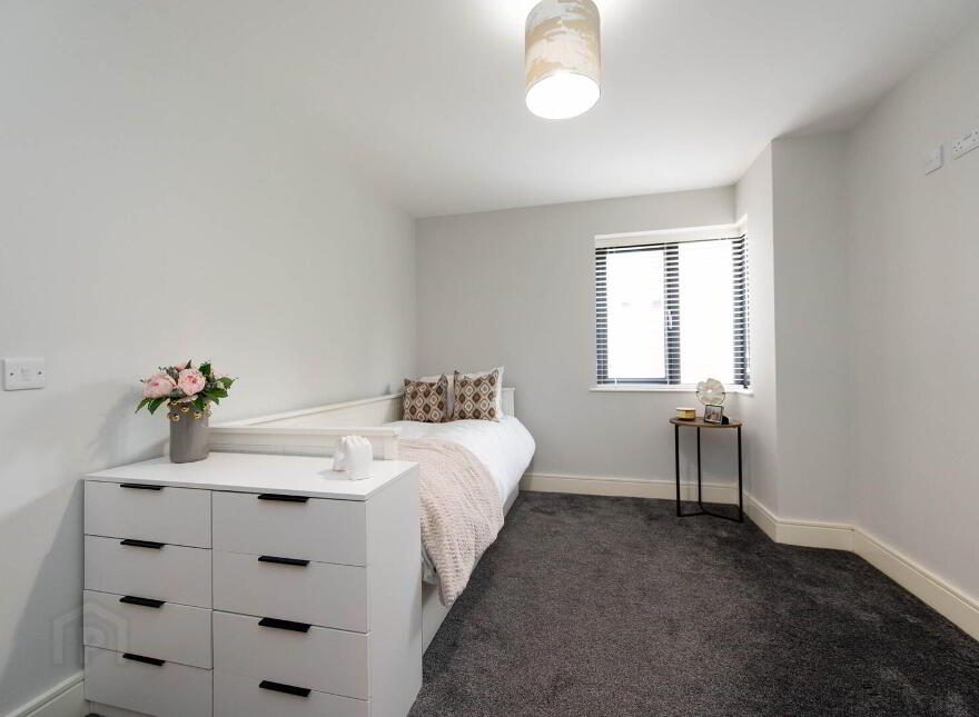 54 Loughshore Manor, Newtownabbey, BT37 9FD