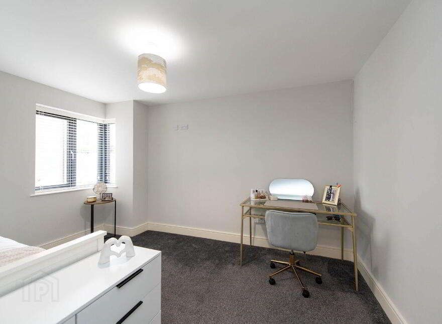 54 Loughshore Manor, Newtownabbey, BT37 9FD