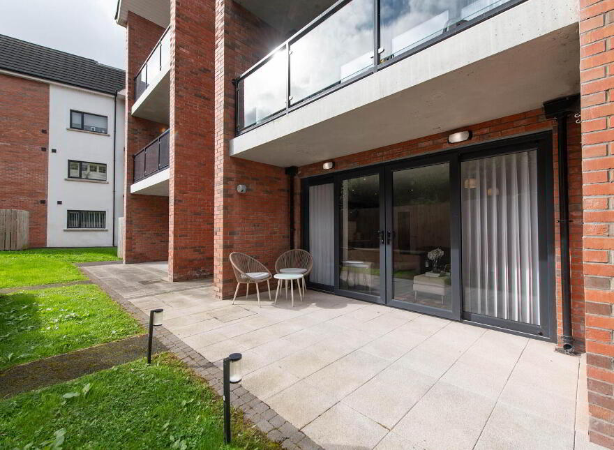 54 Loughshore Manor, Newtownabbey, BT37 9FD