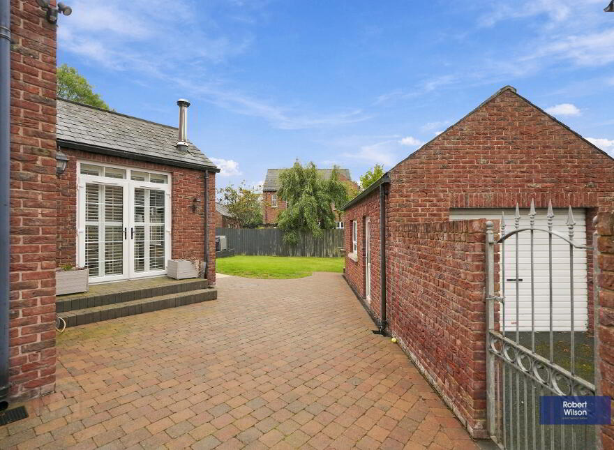 1 The Old Stables, Ballinderry Lower, Lisburn, BT28 2FY