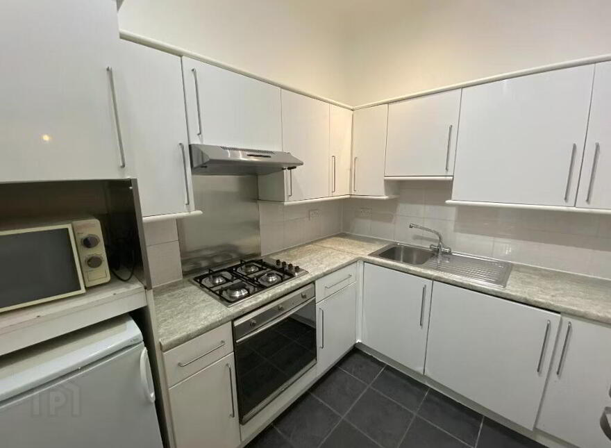 21 Viewforth Terrace, Edinburgh, EH10 4LJ