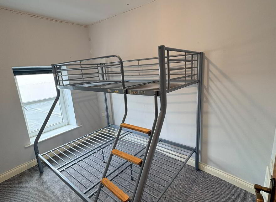 33 Stream Street, Downpatrick, BT30 6DE