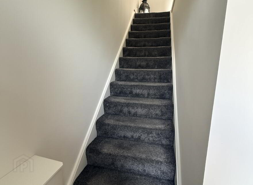 17 Iniscarn Park, Lisburn, BT28 2BL