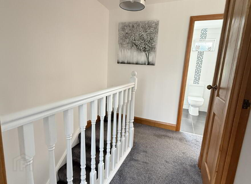 17 Iniscarn Park, Lisburn, BT28 2BL