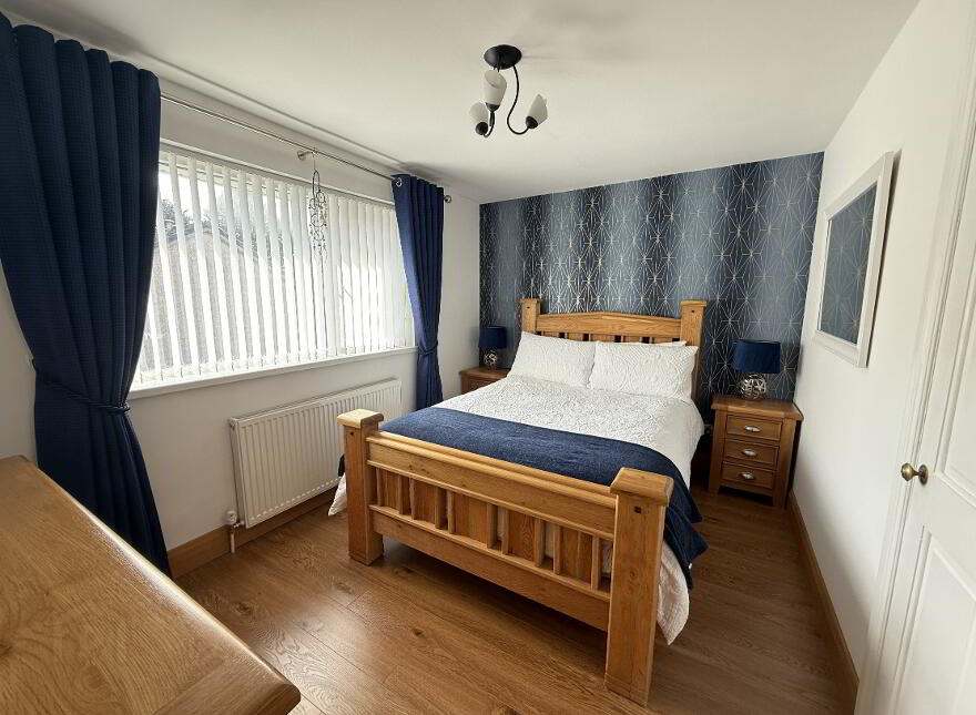 17 Iniscarn Park, Lisburn, BT28 2BL