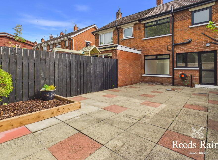 32 Robbs Road, Dundonald, Belfast, BT16 2NA